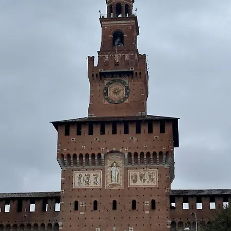 Lägenhet Deluxe Stile Industrial Centro Milano, Potente Wi-fi, 3 Linee Metropolitane- Collegato Direttamente Con Aeroporto Di Malpensa E Rho Fiera In 10 Minuti *