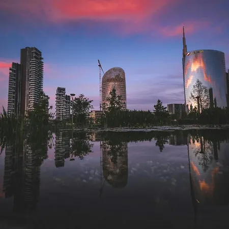 Apartamento Deluxe Stile Industrial Centro Milano, Potente Wi-fi, 3 Linee Metropolitane- Collegato Direttamente Con Aeroporto Di Malpensa E Rho Fiera In 10 Minuti Milán