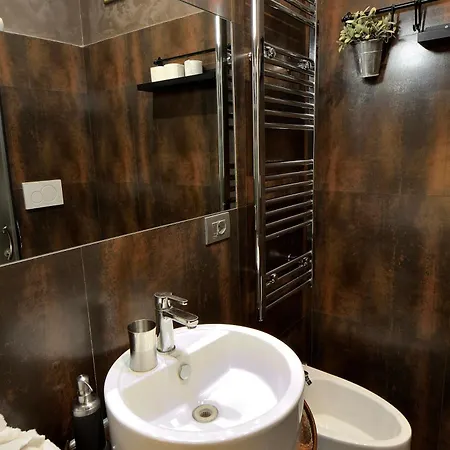 Deluxe Stile Industrial Centro Milano, Potente Wi-fi, 3 Linee Metropolitane- Collegato Direttamente Con Aeroporto Di Malpensa E Rho Fiera In 10 Minuti * Milano
